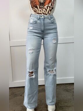 Willow Boutique Amber 90s Vintage Boyfriend Jeans light wash size 3/26 NWT